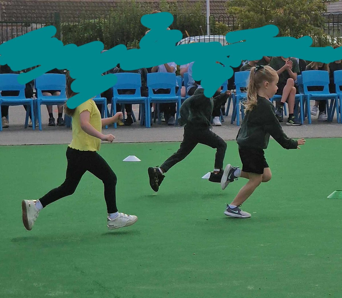 Kerry90325587's tweet photo. 1st and 2nd place in sports day for this little superstar before it called off due to the good old British weather 😀 https://t.co/HtaHGGmcnJ