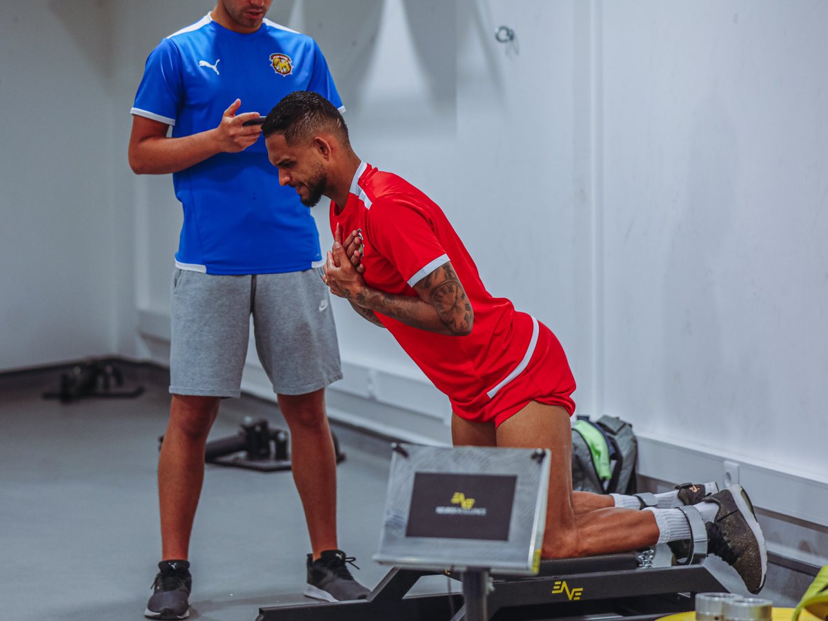 CS Marítimo tweet media