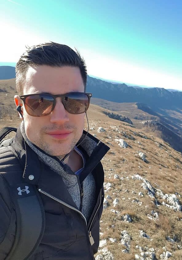 Make James (@makejames852703) on Twitter photo 