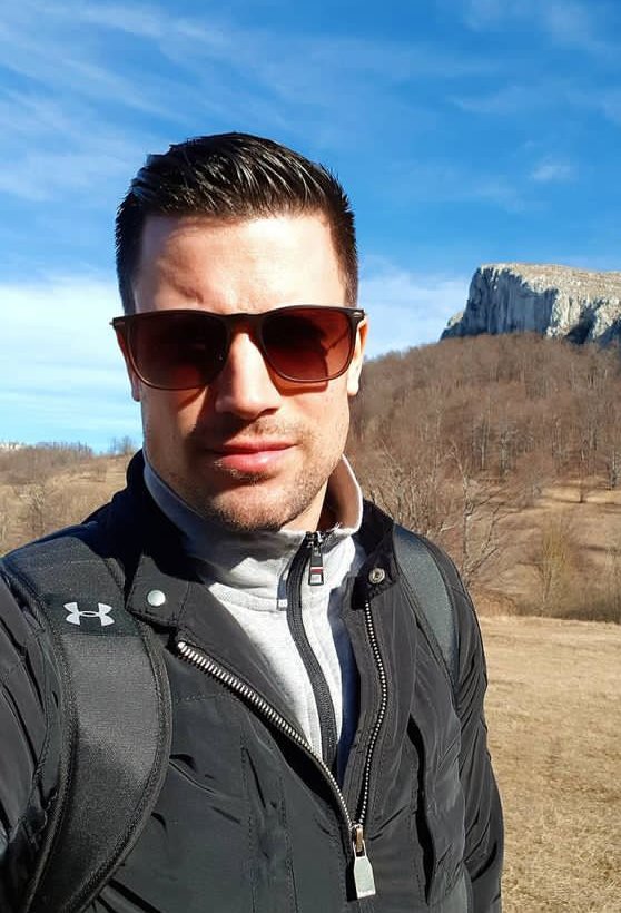 Make James (@makejames852703) on Twitter photo 