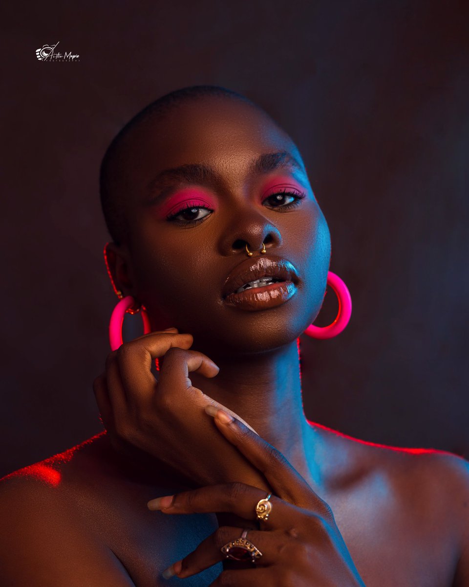AustinMapis's tweet photo. Feed your eyes with some lil sweet portraits 🥱😌.
. Austin mapis photography
.
.
#photography #photoshop #lightroom #canonphotography #vogueteam https://t.co/Nryymh3Z2y