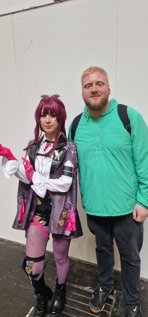quallinski's tweet photo. Dokomi war nice https://t.co/b8WDyn8qJu