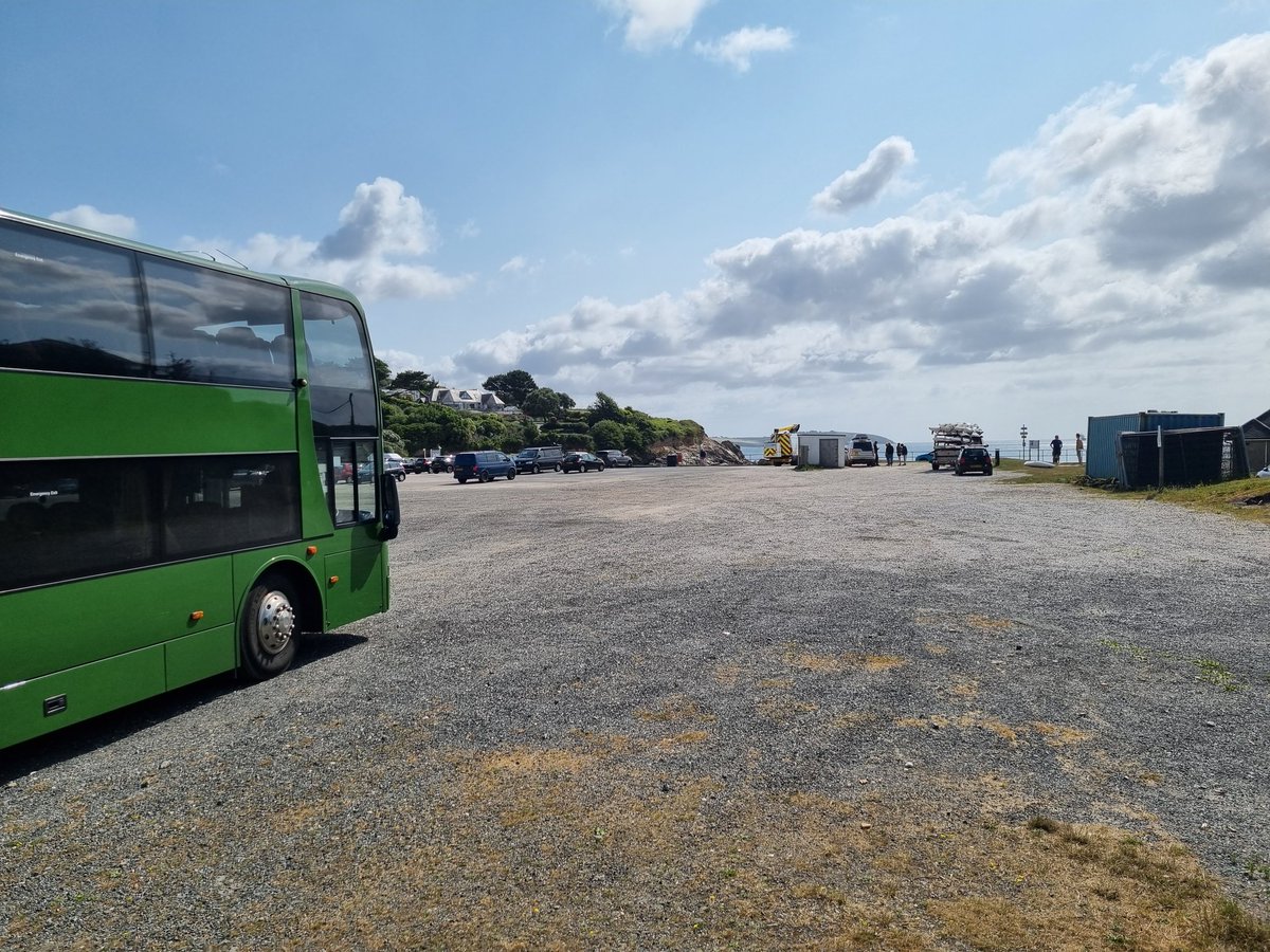 AndyRee5R1's tweet photo. 23702 am me visiting swanpool beach and @ElementalUK . Ansome job https://t.co/E2CcFssrdz