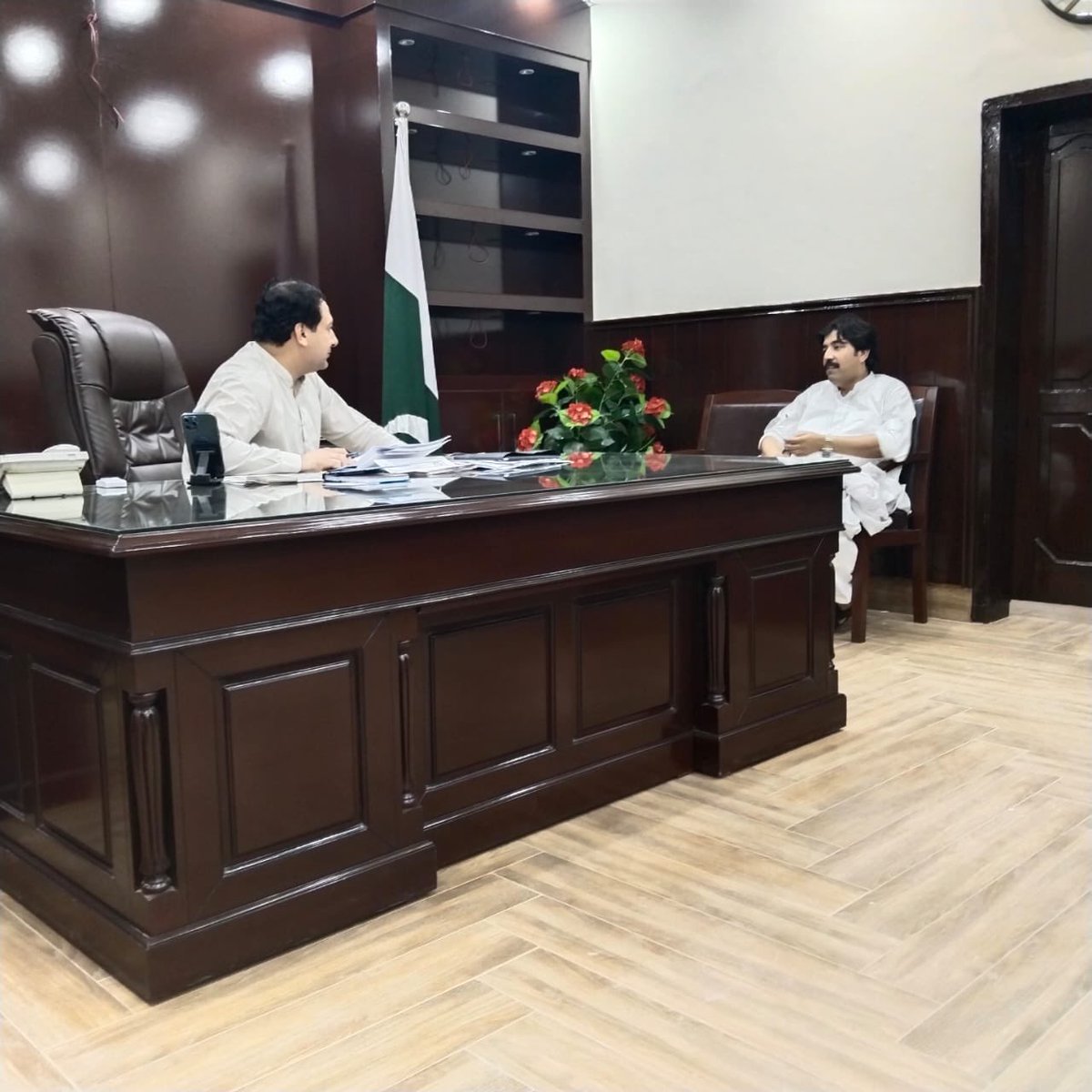 a_baitanai's tweet photo. Today met with Deputy commissioner Tank, DPO Tank and AC subdivision Tank for #EidAlAdha2023 greetings and different issues of our area. https://t.co/DxSo5WqrAN