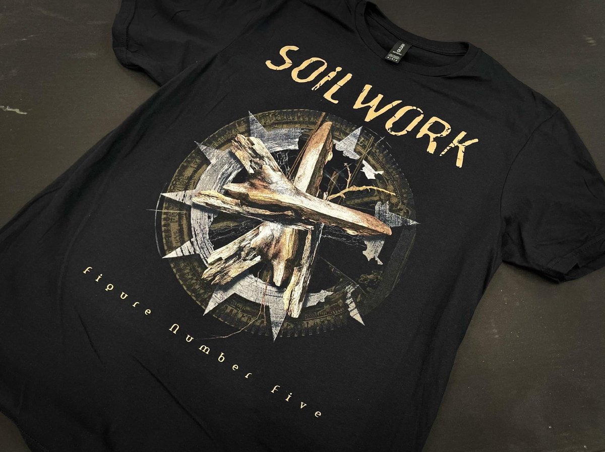 We shipped a ton of these 'Figure Number Five' shirts last week. Thanks to everyone who pre-ordered one ✌🏻 In case you missed it, you can order one here, but be quick because we won't reprint it anytime soon 🤘🏼 ➡️ merchcity.com/product/soilwo… #soilwork #figurenumberfive