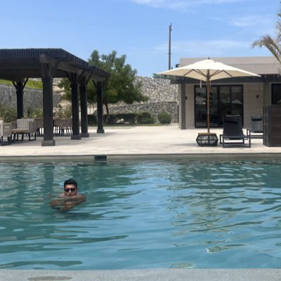 Kelsmiester's tweet photo. #NewProfilePic https://t.co/pB9acjmIvo