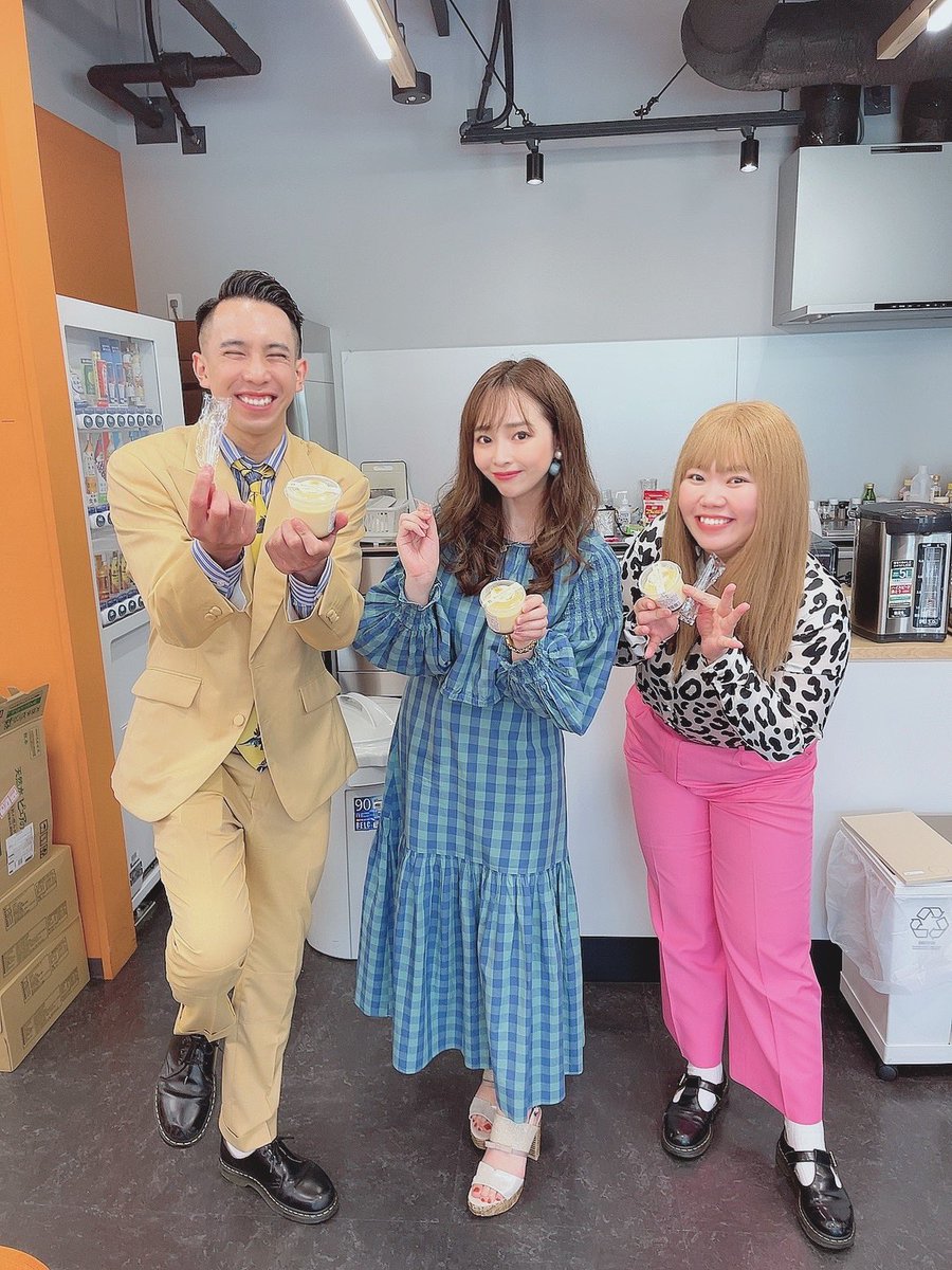 yuuka_akama's tweet image. #キクテレミルラジ265 初回見てくださった方ありがとうございます✨
タコスさんからいただいた、仲良くなろうのプリン🍮💖(4個）

#マリーマリー
#窯出しとろけるプリン