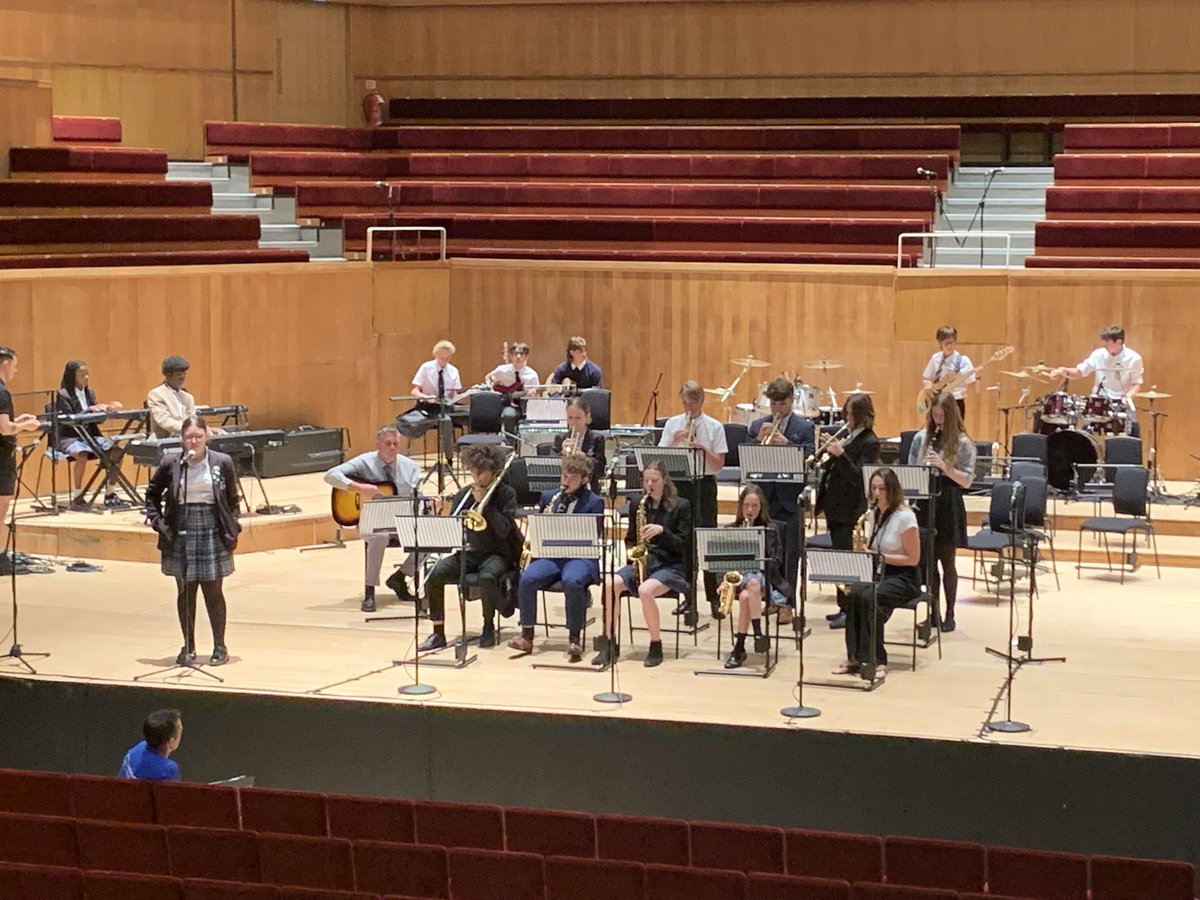 Sport & Performance (@mrcperformance) on Twitter photo MRC at <a href="/FairfieldHalls/">Fairfield Halls Fan</a> for #MUSICfest with <a href="/United_Music1/">United Music</a>
Super proud of our Jazz band! Here they are having their sound check⊠đ¶ đ·
<a href="/MRC_1st/">Midhurst Rother College</a> MRC at <a href="/FairfieldHalls/">Fairfield Halls Fan</a> for #MUSICfest with <a href="/United_Music1/">United Music</a>
Super proud of our Jazz band! Here they are having their sound check⊠đ¶ đ·
<a href="/MRC_1st/">Midhurst Rother College</a>