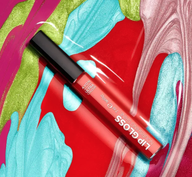 DebbieCarterUK's tweet photo. Pick up all your beauty essentials and Avon Cosmetics online and have them delivered to your door 😍 https://t.co/RinVEdCN2g #Avon #AvonUK #avonbrochure #AvonUK #buyavon https://t.co/97vYFrXGGU