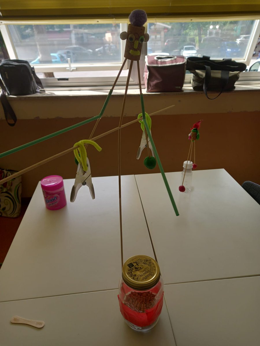 MayMaysab's tweet photo. To tinker is not limited to a place and time, you can do it at home #kitchentabletinkering, at school, in the museum #makerspace, in a library, out in open spaces, etc Here we are experimenting with #balacingsculptures #exploringbalance with objects around us #STEAM #Tinkering https://t.co/G3miSMHYPb