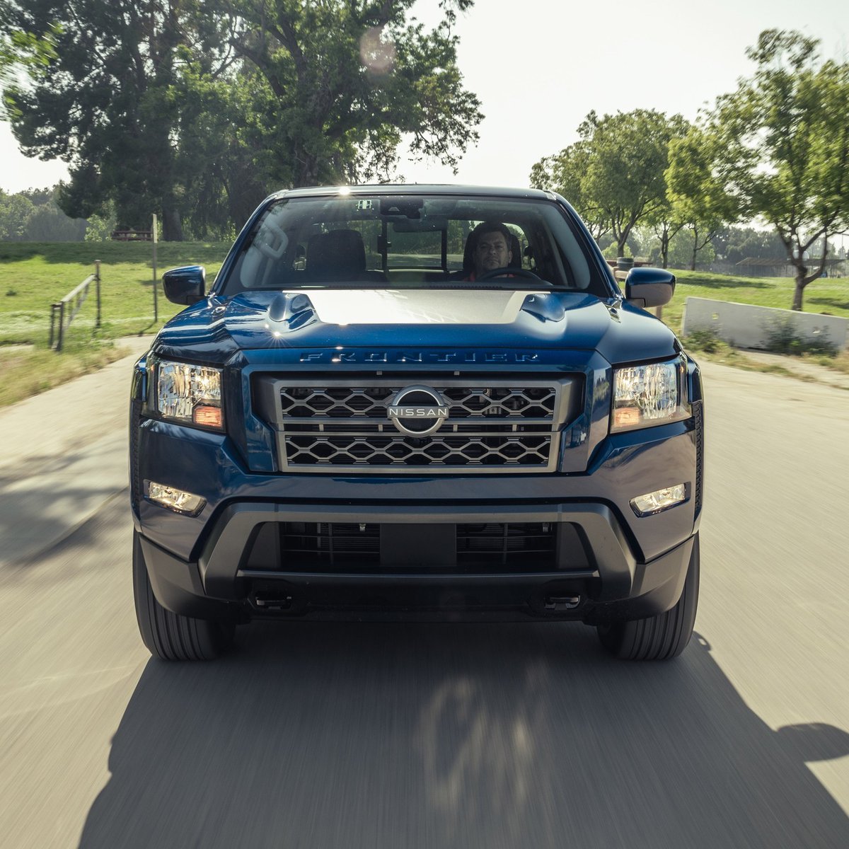 NissanofHunting's tweet image. 🎉🛻💪🏞️ Explore new heights with the tech-savvy and ruggedly durable Nissan Frontier! 🚀 Stocked and ready for your adventures at Nissan of Huntington!

💻 SHOP ONLINE
🌐 NissanOfHuntington.com

#NissanFrontier #TechAdvanced #RuggedDurability #NissanOfHuntington #LongIsland