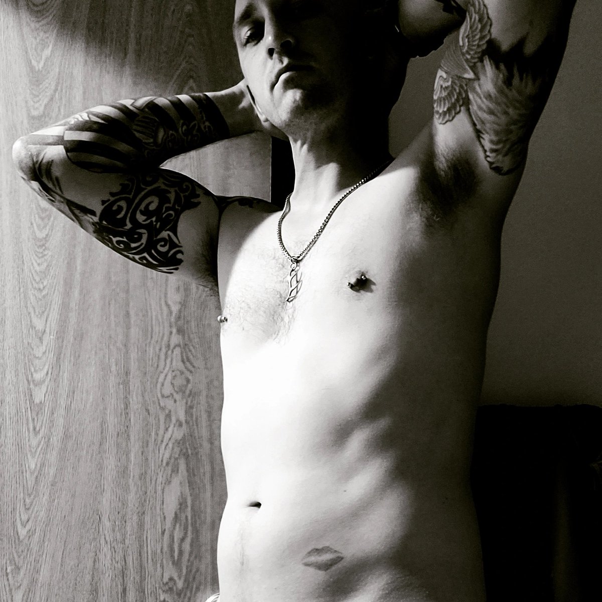 Sinner_Gentle's tweet photo. @d1lfsexual #hotdad
https://t.co/XD4pHUwY5D https://t.co/jDvXh72pPW