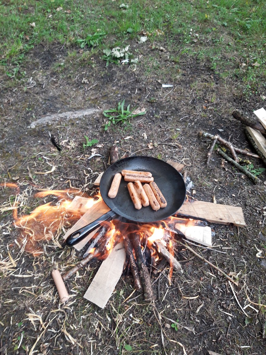 Milford_Guides's tweet photo. We've been brushing up on our camp skills before our two camping trips this summer. 
Bed rolls ✅
Tent pitching ✅
Fire lighting ✅
Camp fire cooking ✅
Walton Firs and Wellies and Wristbands here we come! 🏕🔥 https://t.co/HfV13HR45H