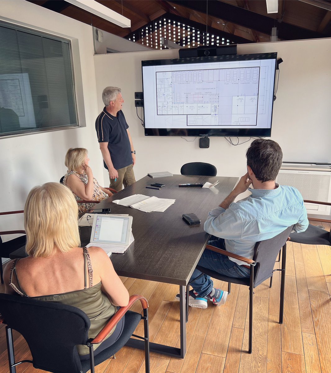 🚔 Estamos perfilando los últimos detalles de la nueva comisaría de nuestra Policía Local. 3.207 m2 destinados a la seguridad y tranquilidad de nuestrxs vecinxs. Un espacio moderno y funcional. ¡En dos años será una realidad! 😃💪🏼

#Esplugues