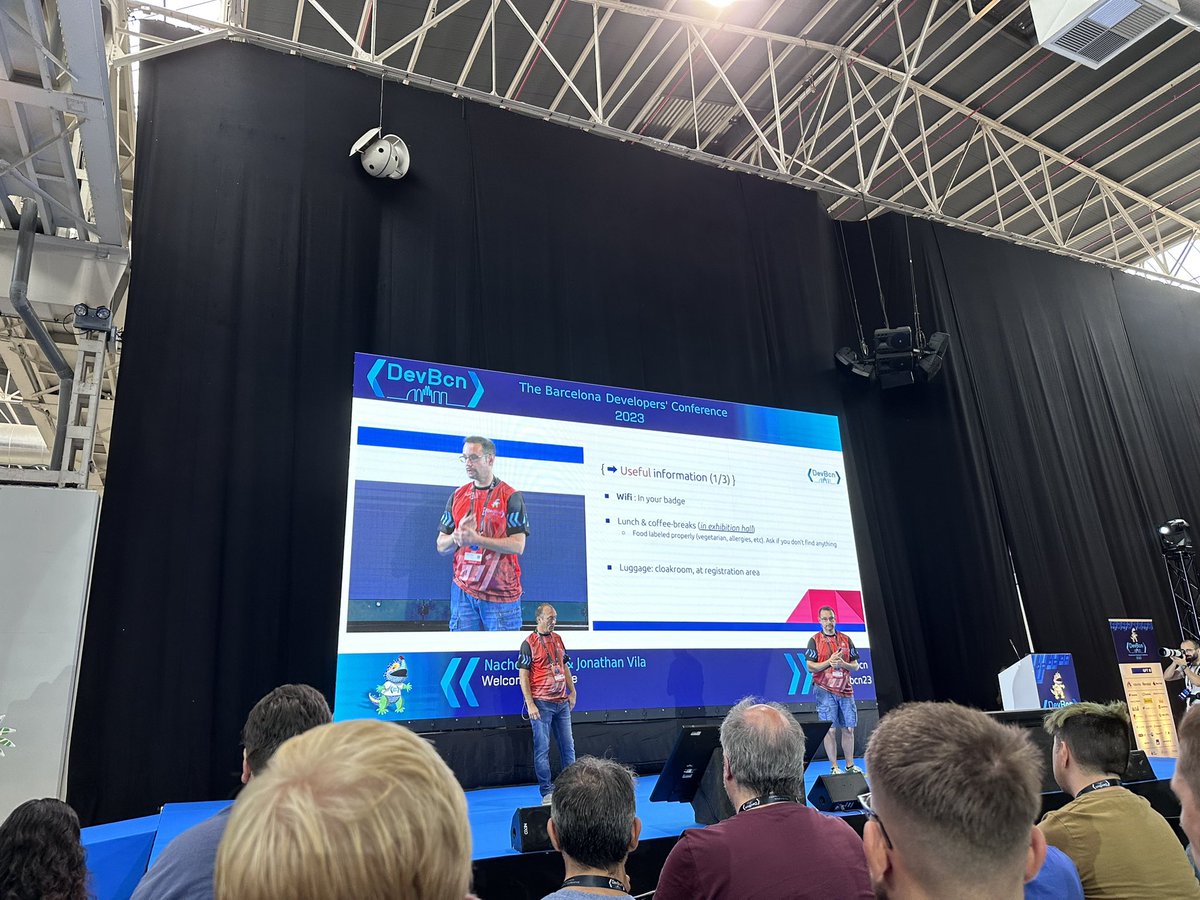 virtualized6ix's tweet image. Welcome to #devbcn23 👏🏽👏🏽👏🏽

Excited to be here catching all the vibes🇪🇸😍

Are you here?! Catch my workshop!!!

➡️➡️➡️ Networking Foundations for Developers 🤩👩🏽‍💻🧑‍💻👨🏻‍💻🧑‍💻👩🏾‍💻
(Wed @ 9am CEST!!!)