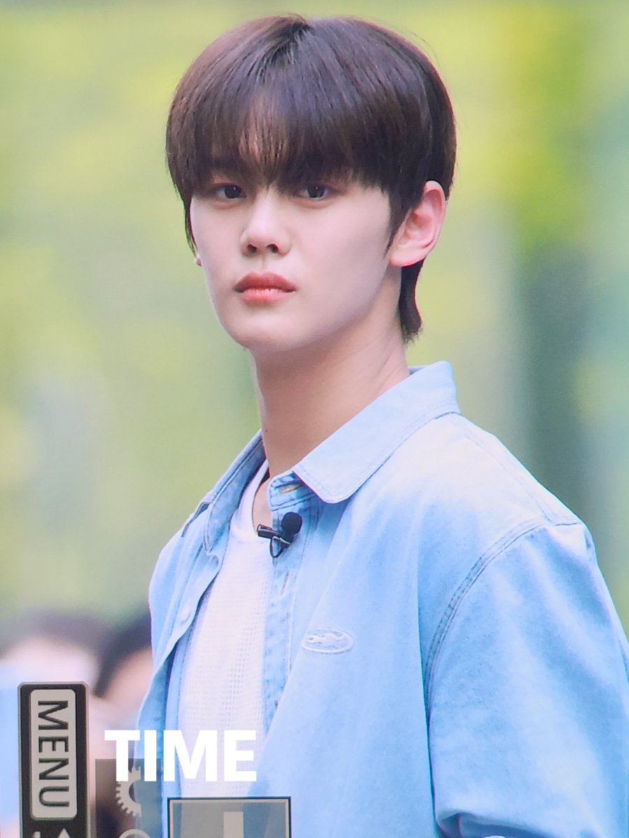 Time_GYUVIN's tweet photo. 230703
#김규빈 #KIMGYUVIN #제로베이스원 
#ZEROBASEONE #ZB1 https://t.co/T4POKF5K7x