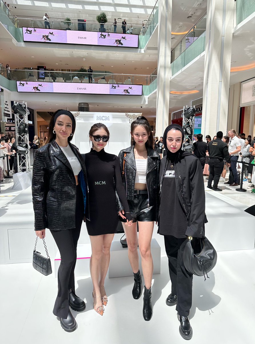 Dewsisters tweet media