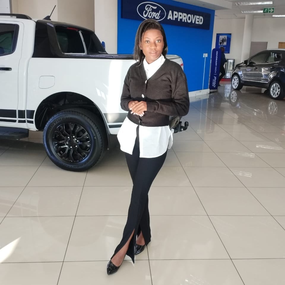 TheSalesLady101's tweet image. #NewProfilePic