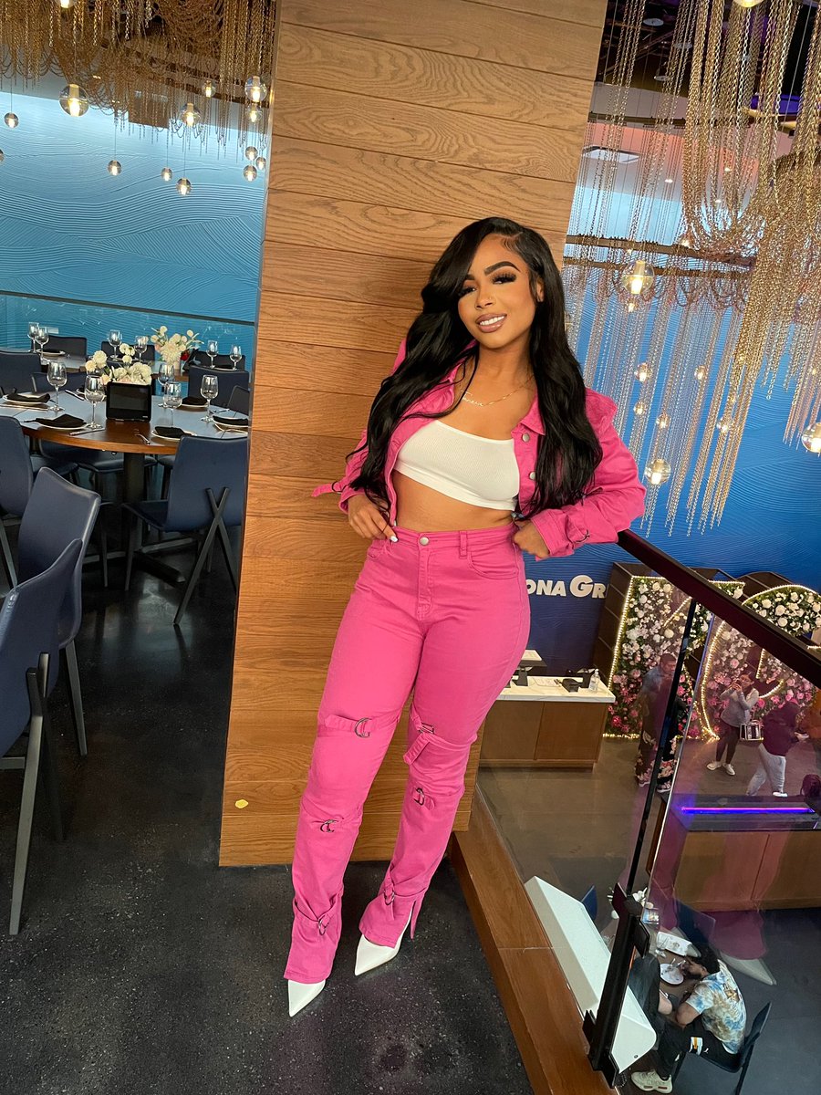 taneiiaj__'s tweet photo. High profile, but I keep it Lowkey 💕 https://t.co/dLLSSmvdJ2