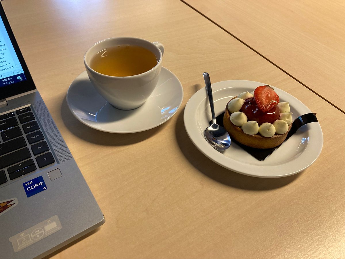 Last Presidium meeting of the University Council @MaastrichtU with special treats from our great chair Teun Dekker. 
#universitycouncil #maastrichtuniversity