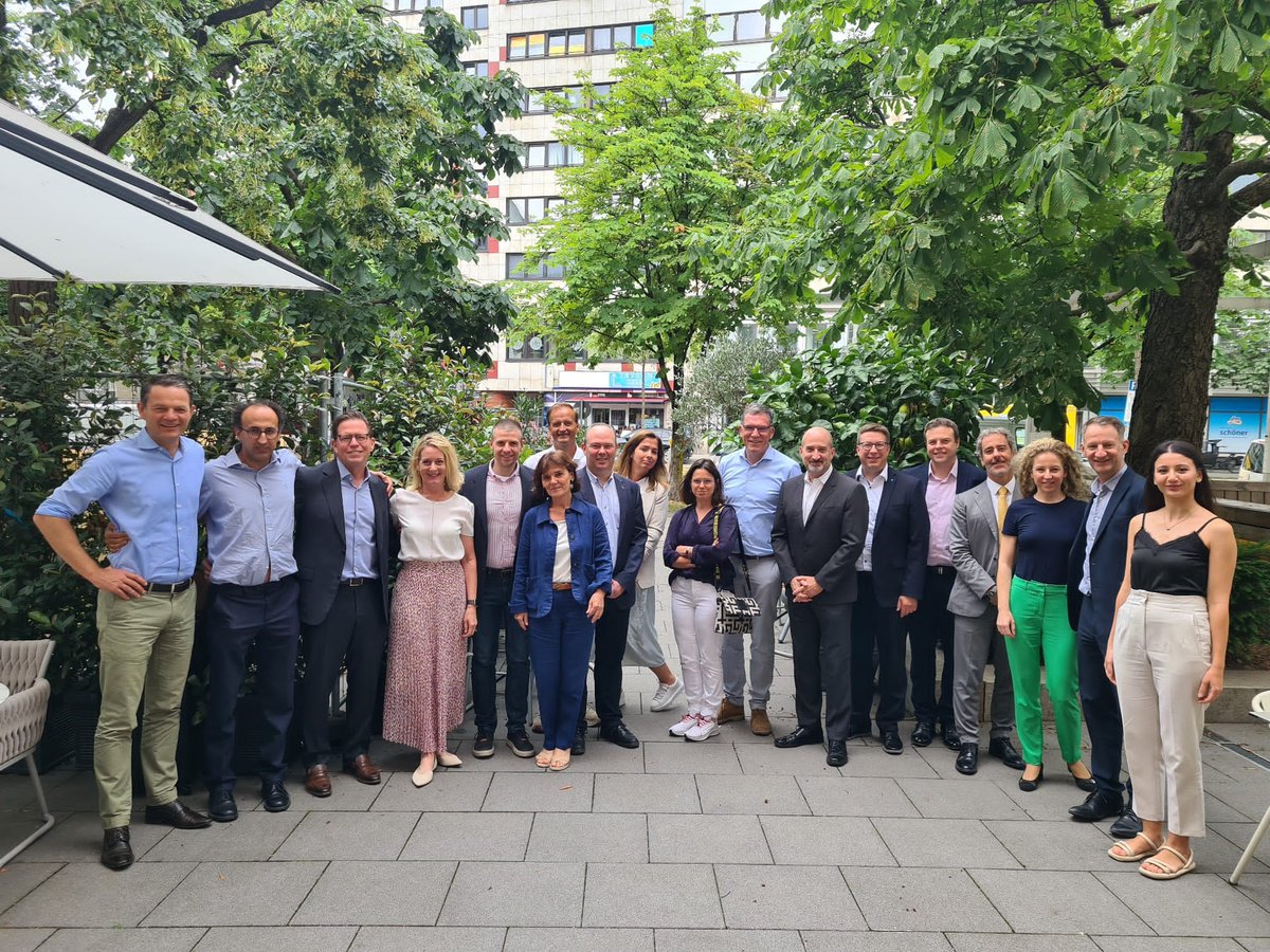 ESGE_news's tweet photo. It's been a productive &amp; enjoyable few days in Munich, busy with partner, board &amp; exec meetings. Key topics discussed: 
Welcoming new board members
Improving our diversity
Exciting eLearning developments
Days '24 in Berlin
Green endoscopy
&amp; prepping for 60th jubilee year in 2024! https://t.co/6BFW4XdKQm