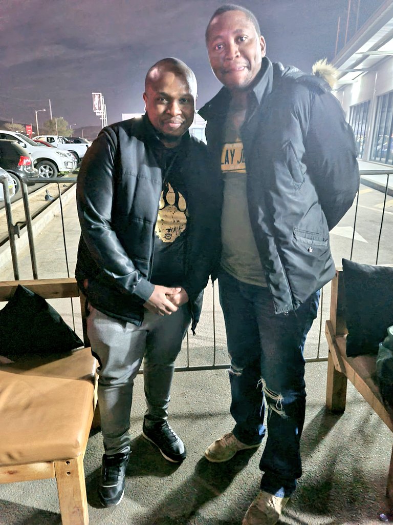 EastAfricanOga's tweet photo. Flava played my favorite set last night🥺🔥🔥🔥🔥
#DeepHouseConversations https://t.co/DqdAObVe1g