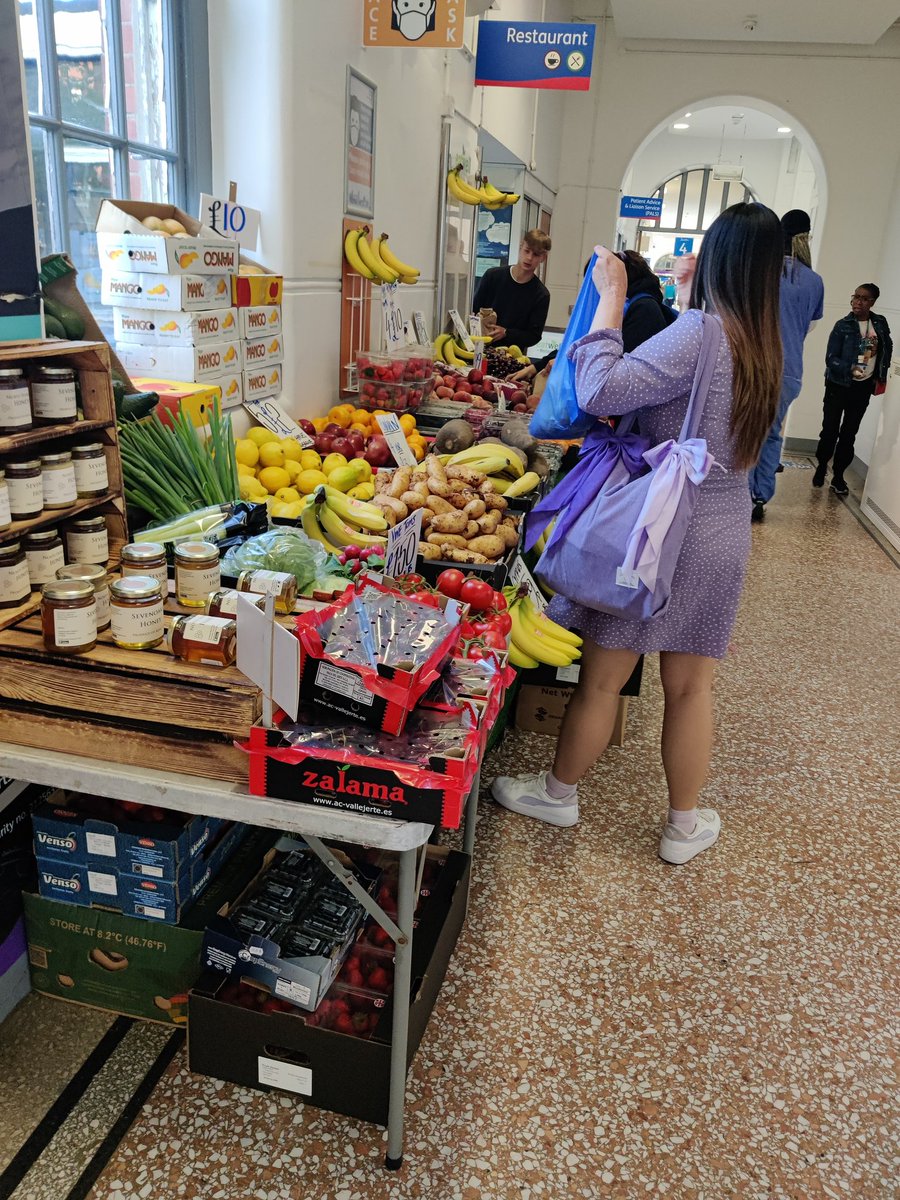 Check out the fruit and veg stall at junction 5 today - it was lovely to see it so busy this morning 🥬🥔🍆🍇🫒🍍🍑🍉🍒

<a href="/EatwellWhipps/">EatWell Whipps</a> @WhippsCrossHosp 
#HealthyLiving #healthylifestyle