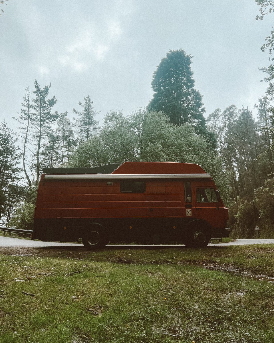 movingtheway's tweet image. Roadside stop to fill up our water reserve.
.
#vanlifemovement #vanlifeculture #vanlifegram #vanlifedestination #vanlifeclub #vanlifestories #movingtheway #keepyourspiritmoving #waterisgod #wig #vanlifeeuropa #vanlifespain #asturias #slowtravel #budgettravel #sustainabletraveler