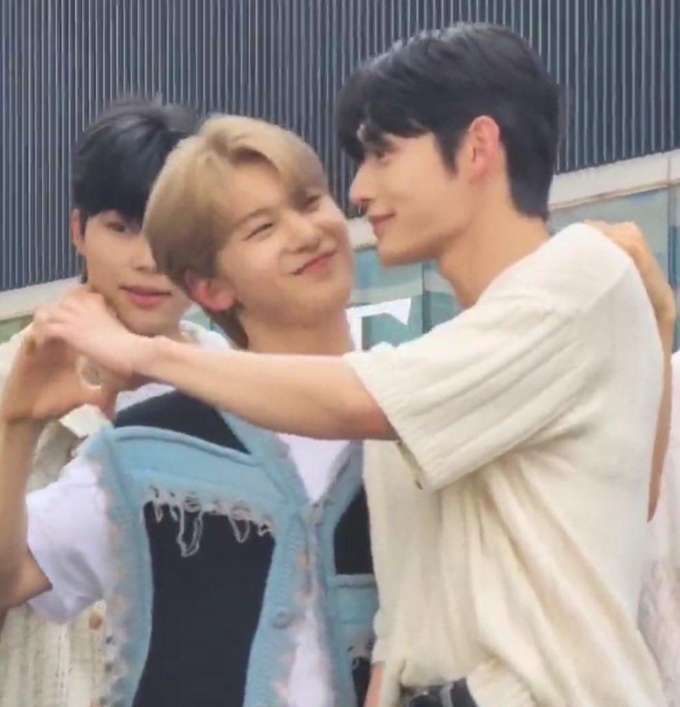 น้องแม้ทททททททท รักมากมั้ยคะไหนบอกพี่ที #อุงแมท