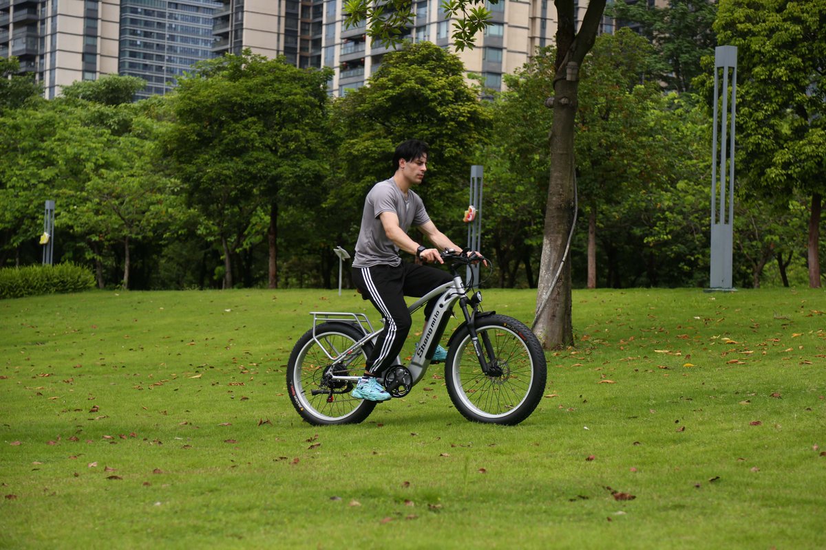 shengmilo_store's tweet image. 🚴‍♂️💨 Cruise through summer with the exhilarating power of electric bikes! Experience endless fun and stay safe while exploring the great outdoors. 🌞⚡️ #ElectricBikes #SummerAdventures #StaySafeAndHaveFun