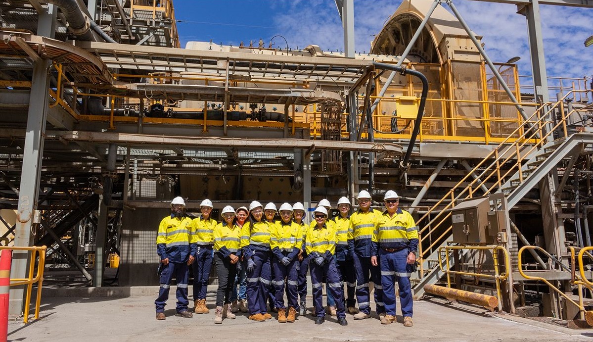 im_mining's tweet photo. NRW Holdings's Primero Group has entered into a A$973 million EPC contract with Northern Star Resources for its major KCGM Growth Project in Kalgoorlie, Western Australia | https://t.co/Mv2Q8zKdl3 #NRWHoldings #Primero #NorthernStar #KCGM #METS #miningEPC https://t.co/JwaF3DVqfW