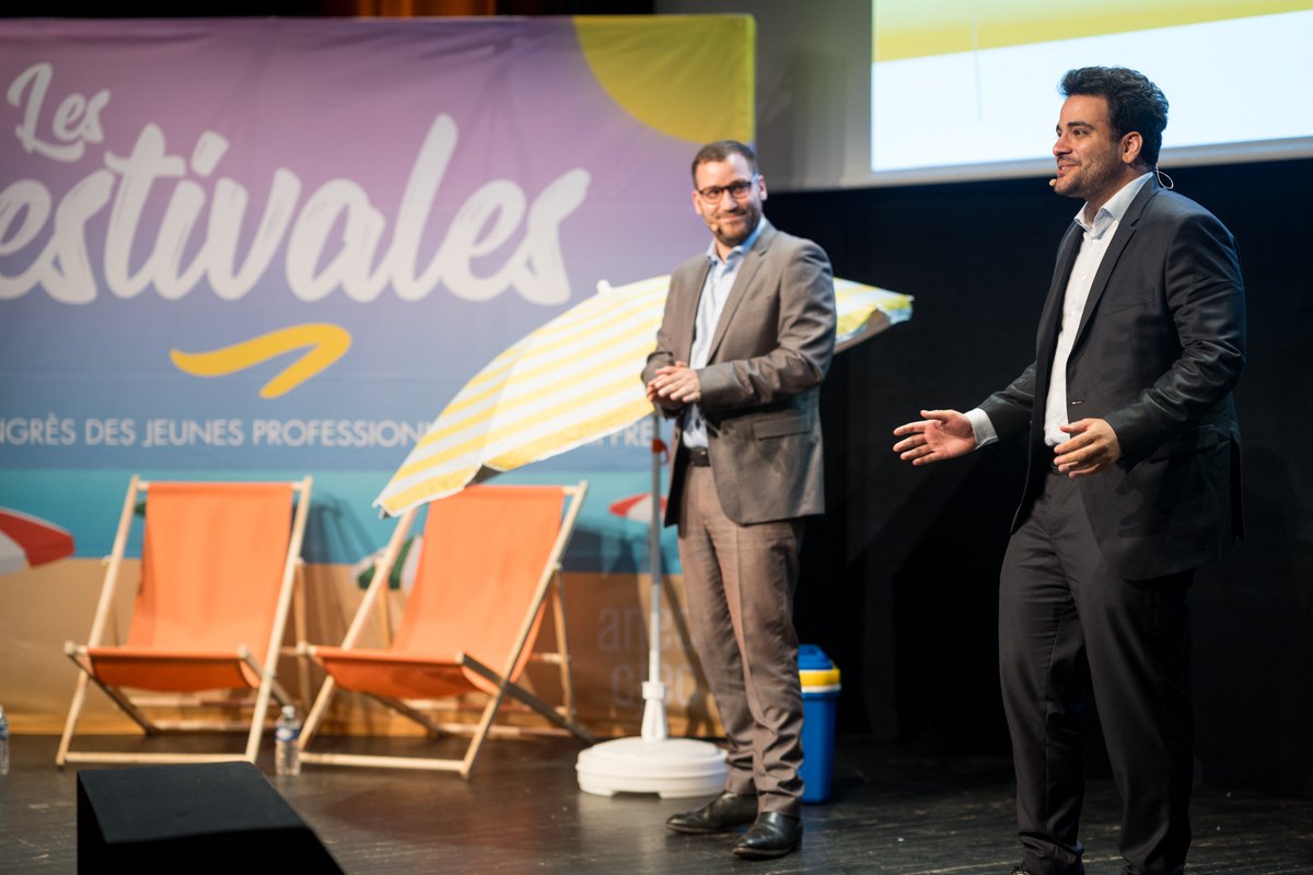 C_DeSaintMichel's tweet photo. Vous êtes l'avenir de la profession !

Immense plaisir d'avoir participé aux #Estivales2023, le congrès des jeunes de l'ANECS et du CJEC qui est devenu un RDV incontournable au sein de la profession. Bravo votre dynamisme et votre engagement. Le @CSOEC sera toujours à vos côtés. https://t.co/tmjRF5gvtP