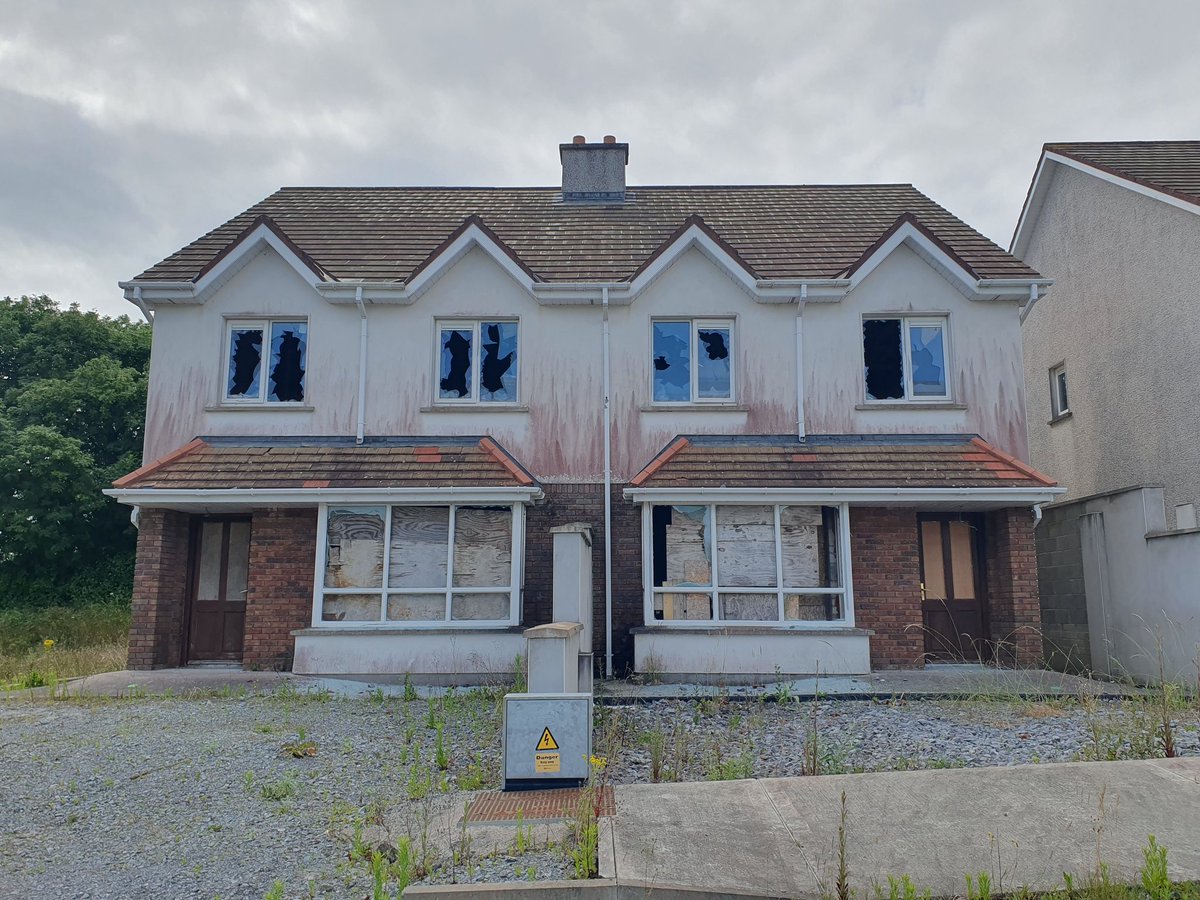 frank_oconnor's tweet photo. Broken windows can be replaced

A broken social contract by the state is the real challenge we have

We are dealing with an ideology crisis, where the reality is the government only care for the few not the many

#DerelictIreland #housingcrisis #ghostestates #Ireland

🧵 6/ https://t.co/Hx6eRHNyOp
