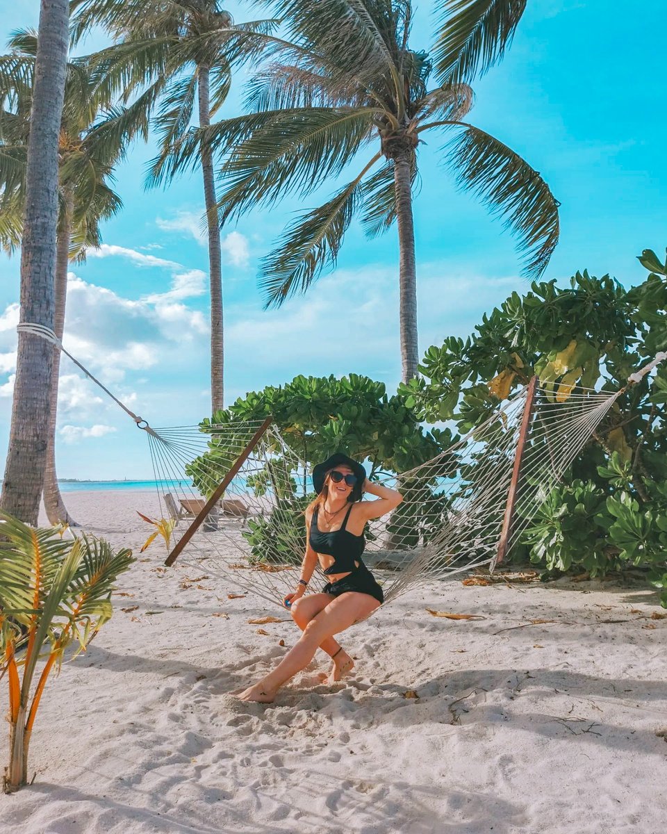 RiuHoteles's tweet photo. 🏖️ The sea breeze. A hammock. The beach. https://t.co/RkLwkcAHgB What else do you need in the Maldives? 🇲🇻  

📸: "alyssa_ekkerd" (IG)

#Maldives #DhaaluAtoll https://t.co/7BBfh65GRU