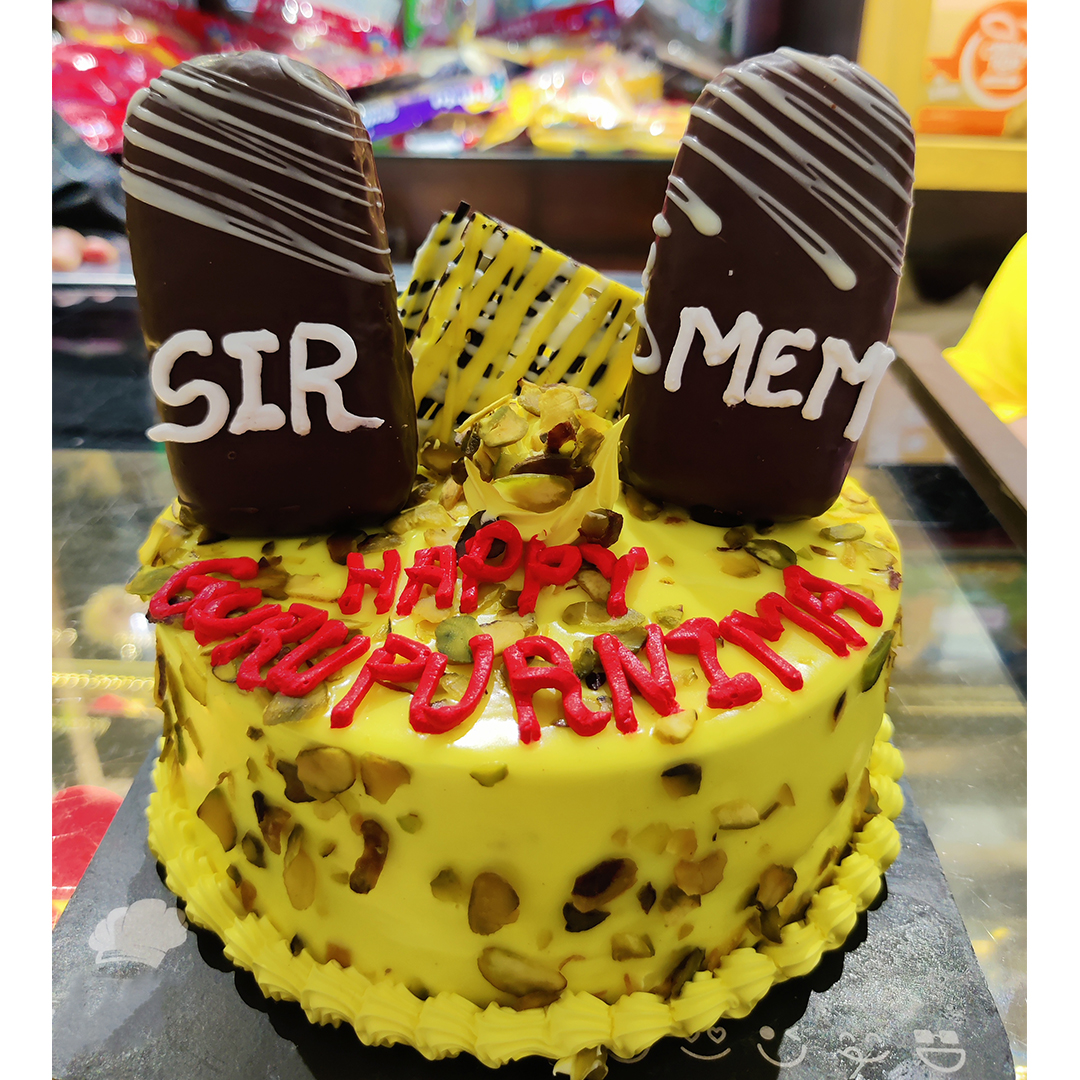 stersoft's tweet photo. Guru Purnima Celebration in our Office!!
#GuruPurnima #CelebratingGurus #GratitudeToMentors #teacher #GuruShishyaParampara #DivineWisdom #blessings #GuruBlessings #TeacherAppreciation #SterSoftSolutions #InspirationalGuidance #vadodara https://t.co/wTQXDh9WJj