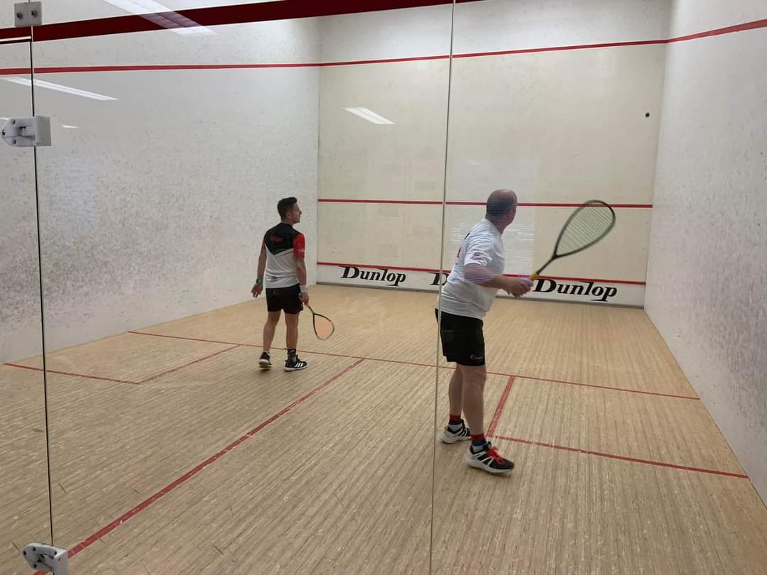 ArmySportASCB's tweet image. The Army Squash Masters team is having much success at the European Masters Games in Finland 🇫🇮 

Singles categories over the past two days.

Men’s O40’s:
🥇Gold - Cpl Paul Jones 
🥈Silver - Maj Chris O’Brien
🥉Bronze - SSgt Paul Ryan

Cont/ 

#ArmySquash #BritishArmySport