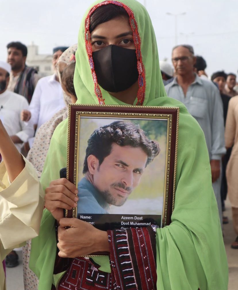 Rukhsanabalochh's tweet photo. آج کی ریلی میں شرکت کر کے میرا ساتھ دے اور ٹویٹر کیمپن میں بھی حصہ لے کر میری آواز بنے مجھے آپ سب کی آواز کی بہت ضرورت ہے۔

#ReleaseAzeemDost https://t.co/8IicG9JLgX