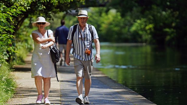 RHAMembers's tweet image. England's worst motorways as pothole payouts top ?660k - see ...
🔗 mirror.co.uk/news/uk-news/e…
#A120 #A2 #A23 #A45 #A47 #A5 #Birmingham #Coventry #Deal #Gravesend #Harwich #M20 #M45 #M6 #M60 #M62 #Plymouth #Rugby  ...