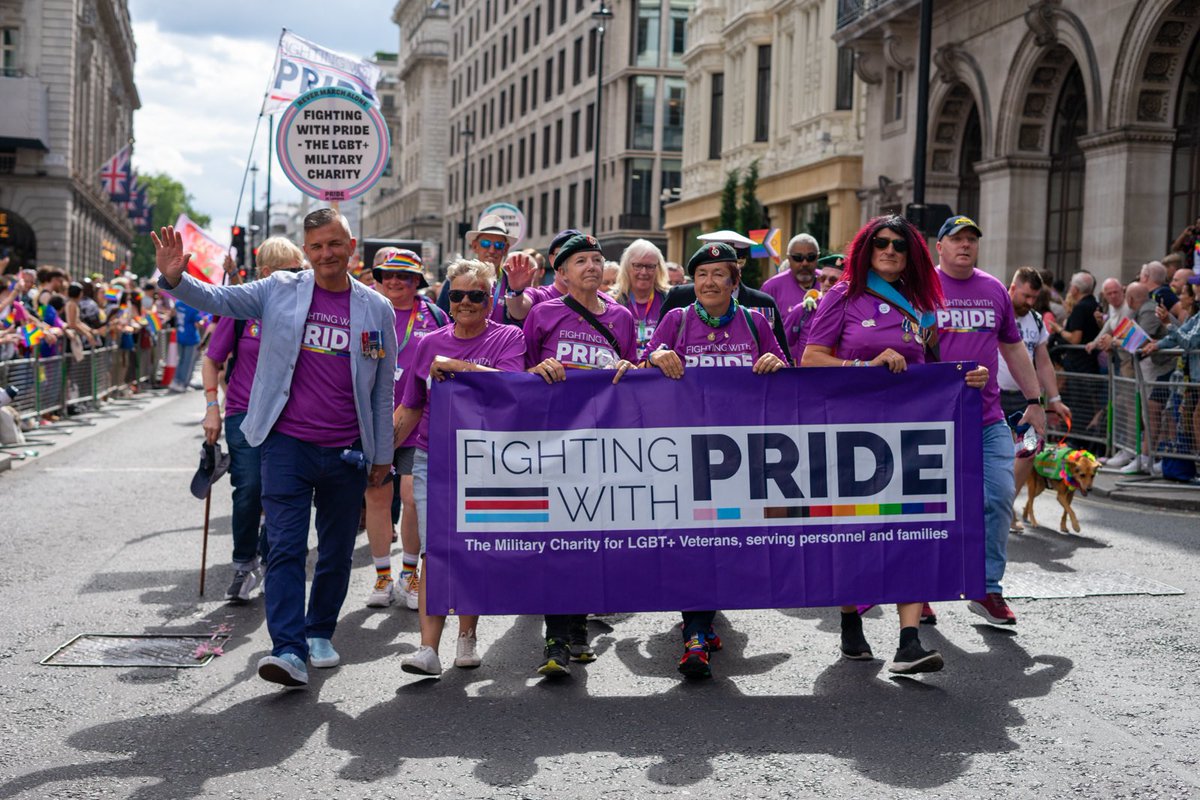 fightingwpride's tweet photo. 🏳️‍🌈🏳️‍⚧️PRIDE IN LONDON🏳️‍⚧️🏳️‍🌈

What an incredible time we had! Proudly marching alongside @MODLGBT, @ArmyLGBT @RNCompass @RAF_LGBT, @ArmyCadetsUK @SeaCadetsUK, and finishing the evening off at the incredible @phoenixartsclub. 

See you next year @PrideInLondon, we had an amazing time! https://t.co/a5V0TQN96i