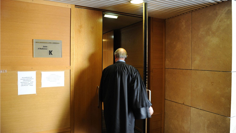 CSuitesConseil's tweet photo. Tenter de sauver sa boite au tribunal de commerce https://t.co/YKH9SbLJn5 https://t.co/GBXNbngAFv