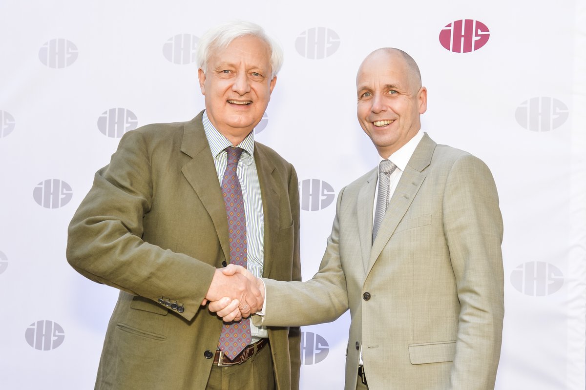 IHS_Vienna's tweet photo. Mit 1. Juli hat Holger Bonin die Arbeit als neuer Direktor des IHS aufgenommen. Das IHS freut sich, mit dem neuen wissenschaftlichen Leiter weiterhin faktenbasierte Studien und unabhängige Politikberatung zu liefern. 1/2 https://t.co/uI2sQar6jg