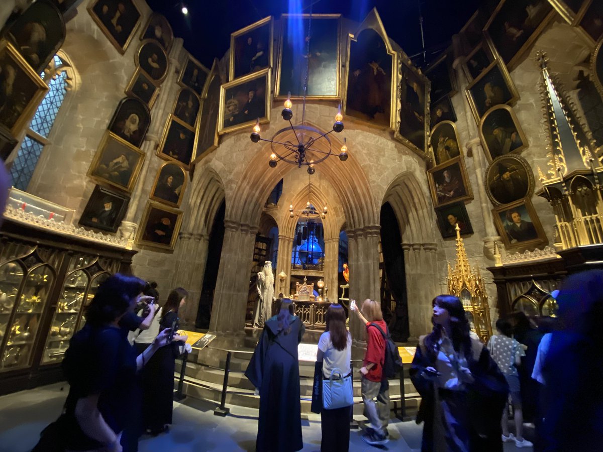 この規模で展示最早アトラクションだよ冒険してる。。🎬🥹 https://t.co/JFSybDegkK