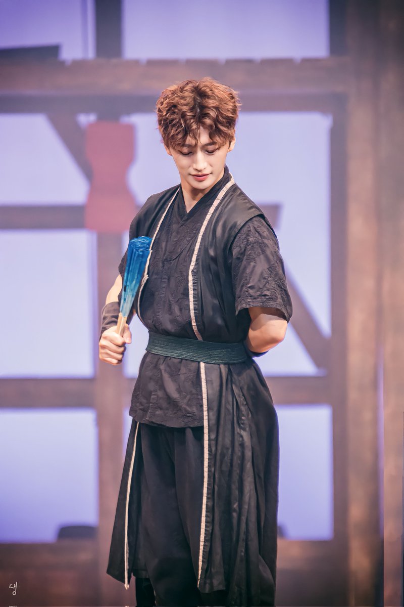 arrrrPic's tweet photo. 230625 스웨그에이지 외쳐! 조선  

기선 役 #정선기

나는 말이다, 무관집안 대를 이을 오 대 독자 였단 말이다. https://t.co/aEvX9HNkH0
