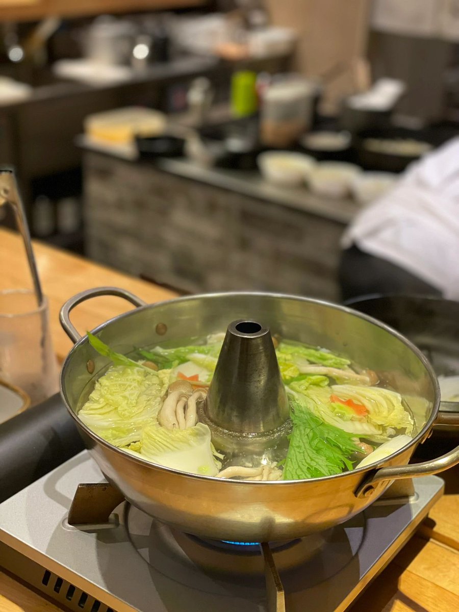 ferchoscdc's tweet image. Happiness is the time to eat hot pot with friends
#hotpot #restaurant #withfriend #singapore