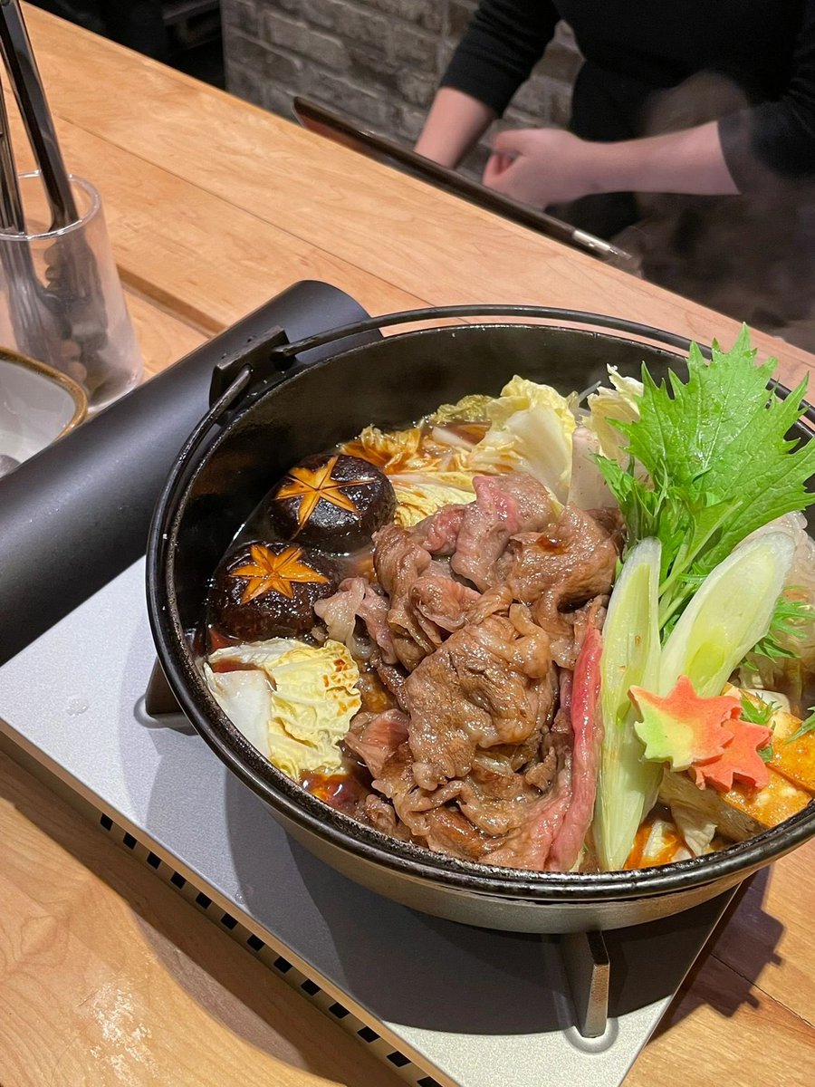 ferchoscdc's tweet image. Happiness is the time to eat hot pot with friends
#hotpot #restaurant #withfriend #singapore