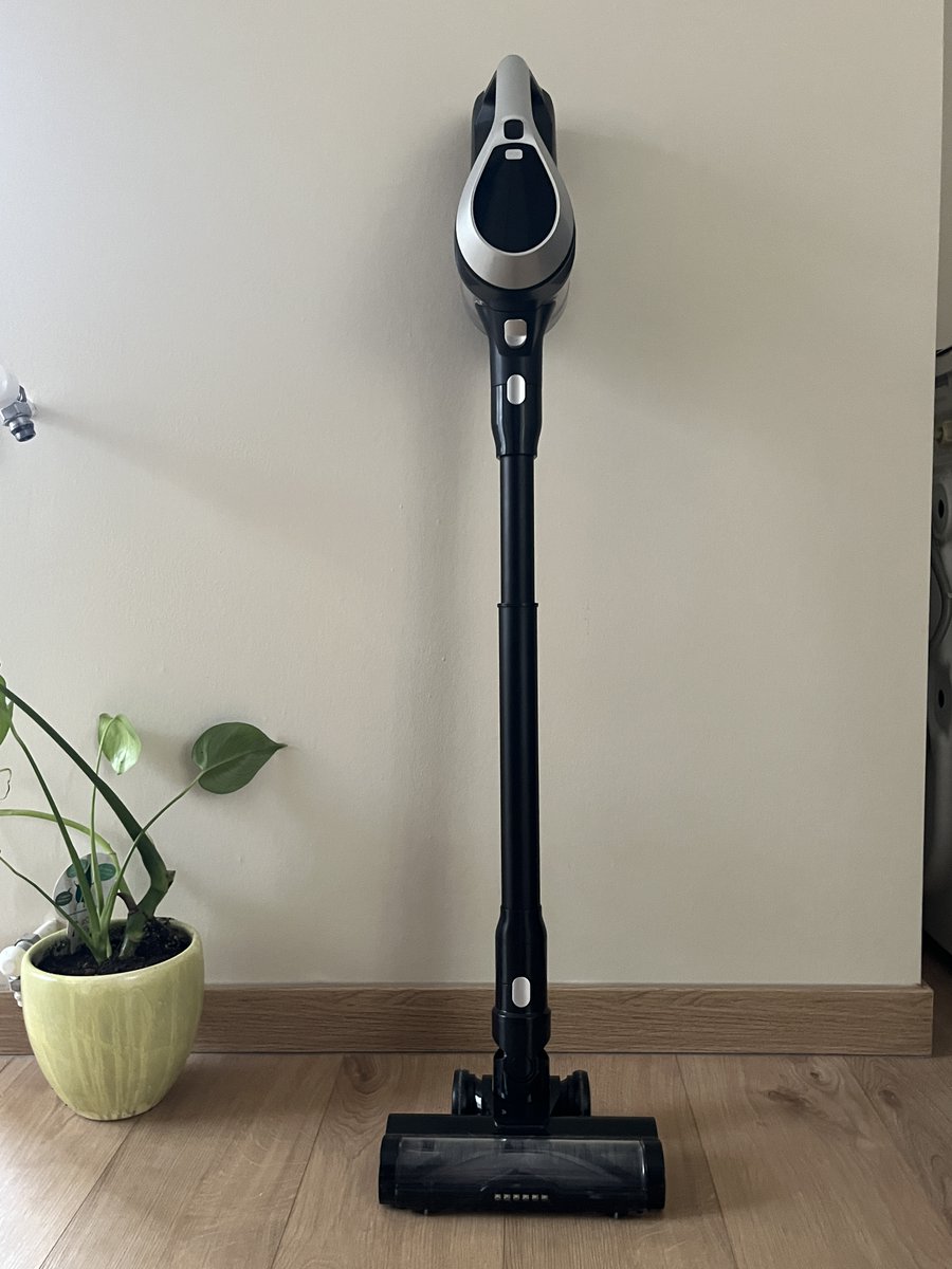 MoosooU's tweet image. ✨ Say goodbye to the hassle of traditional vacuum cleaners and embrace the power of versatility with the Moosoo TC1-Pro! 🧹💨

🔥 Experience the freedom of cordless cleaning with this multi-functional marvel. 

#MoosooTC1Pro #CordlessCleaning #VersatileDesign #CleanerHome