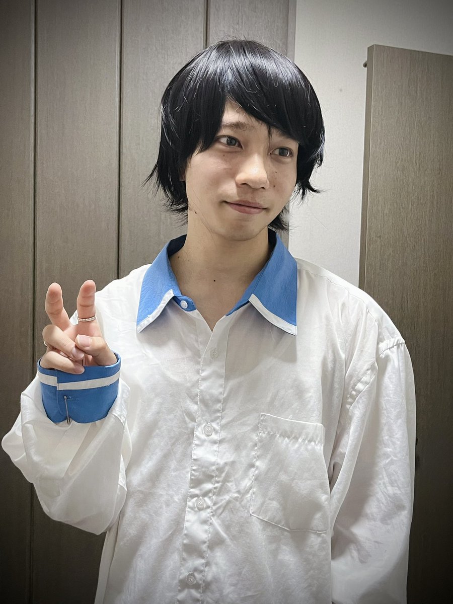 祖母のお見舞いに行こうとしたらお母さんに「その金髪(祖母が)見たらびっくりして病状が悪化する」って言われてカツラつけられた…