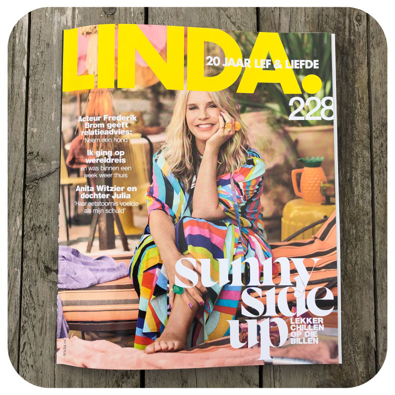 'Ieniemienie' - Patella Crescenda in this months' Linda magazine! 
Click to find out more - buff.ly/3XzJbyw