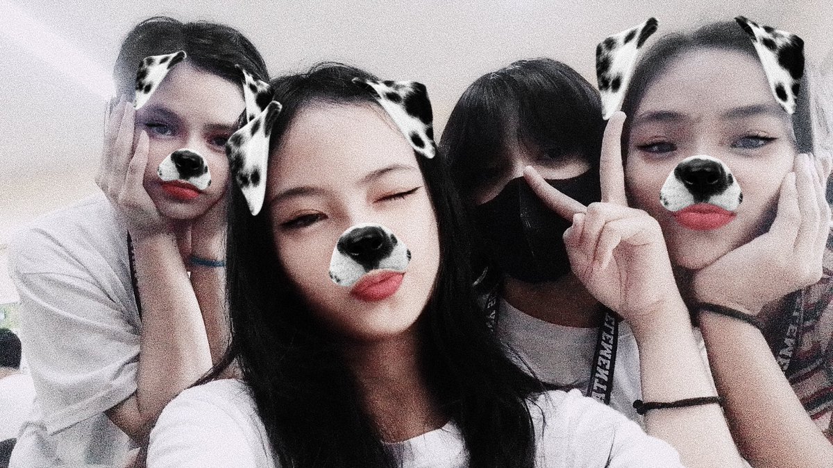 MiparanumM's tweet photo. FRIENDS!!! https://t.co/deiFf0cHJA
