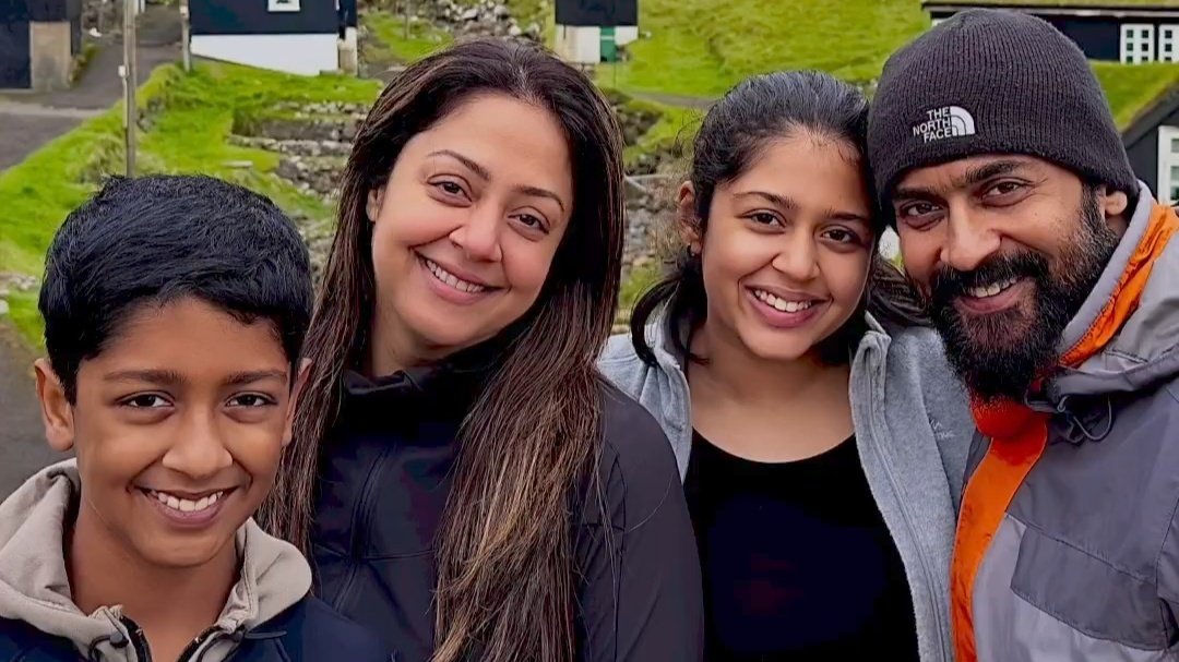 VRFridayMatinee's tweet photo. Good actor and a successful family man as well #Suriya 🎯😊 https://t.co/XDek2iRprA